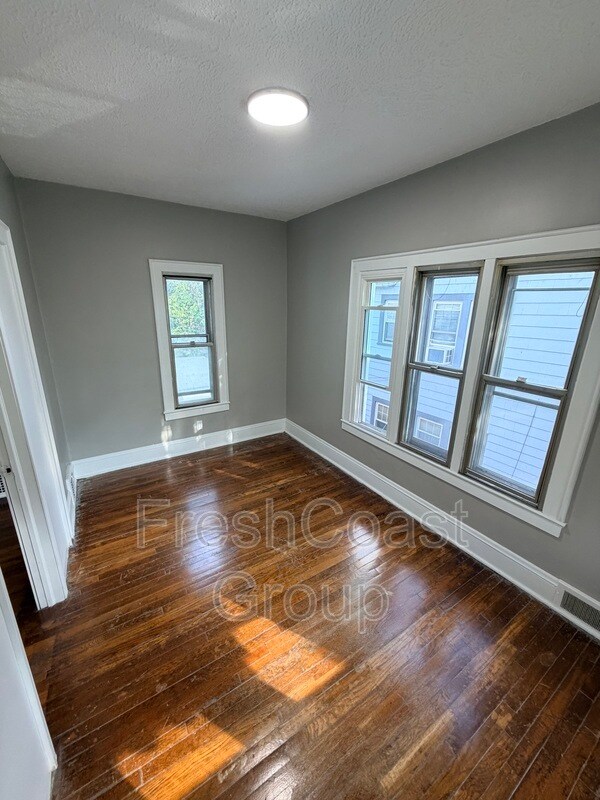 Foto del edificio - 3359 Sutton Rd