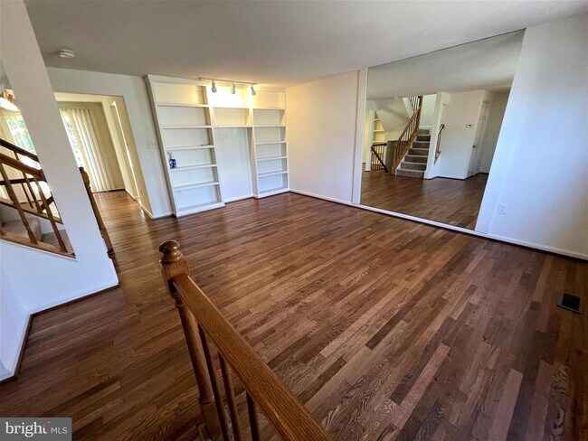 Building Photo - 10522 Prairie Landing Terrace