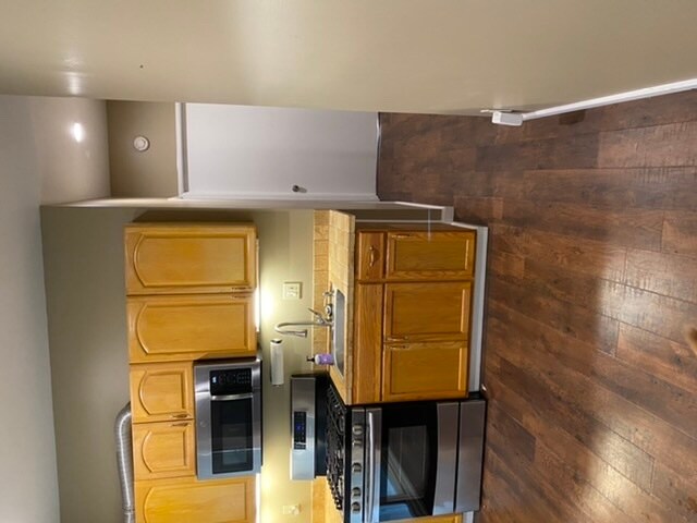 From living room down hallway to garage - 330 N Ontare Rd