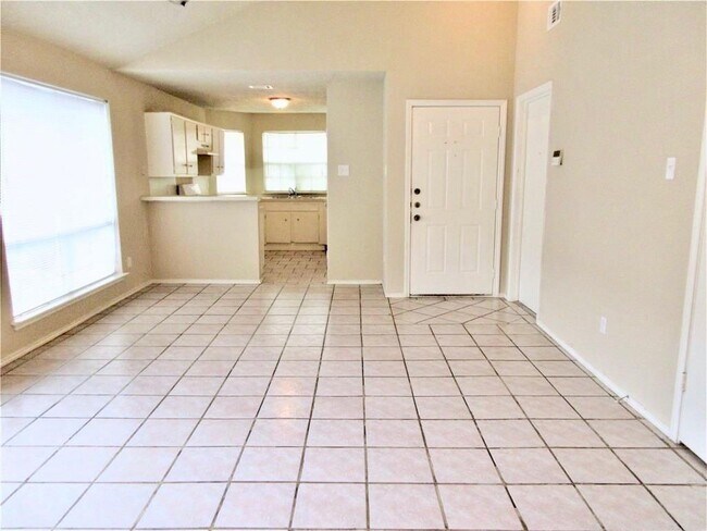Building Photo - 11047 Grassyglen Dr