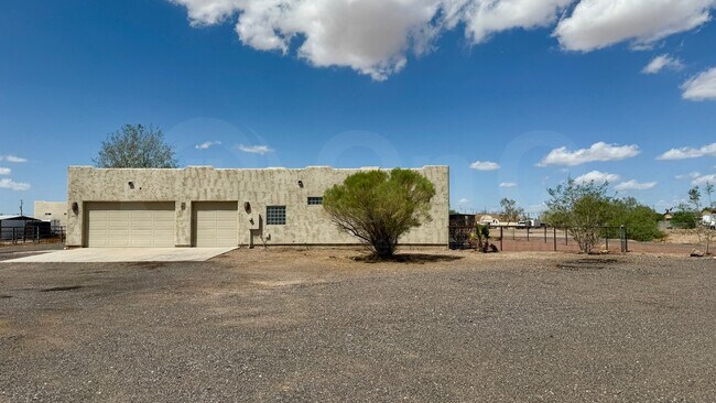 Foto del edificio - 29106 N 223rd Dr