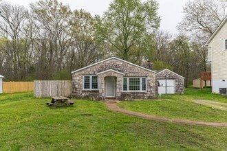 Building Photo - 1706 Prigmore Rd