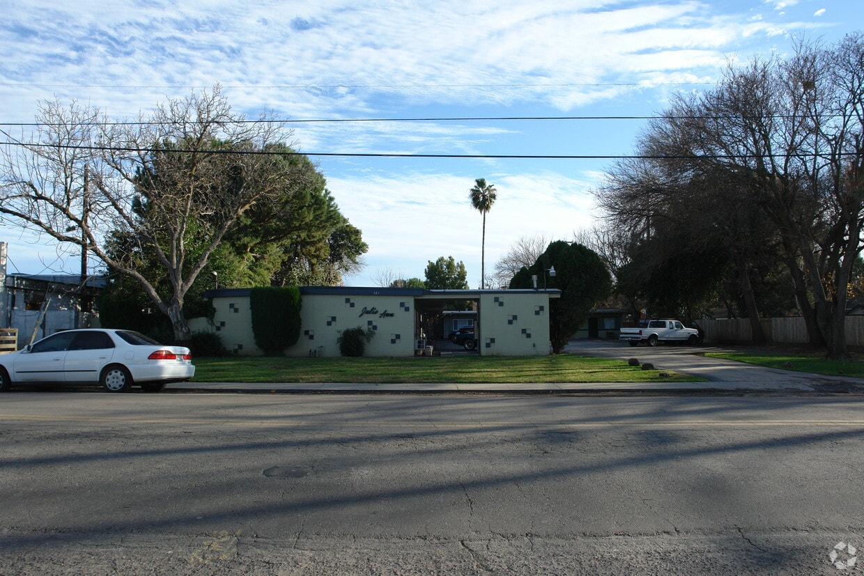 Building Photo - 581 E 5th Ave