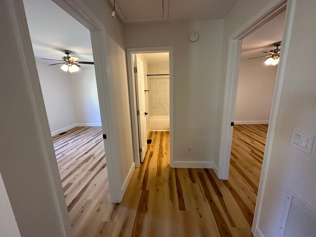 Building Photo - 2650 Fairlane Dr