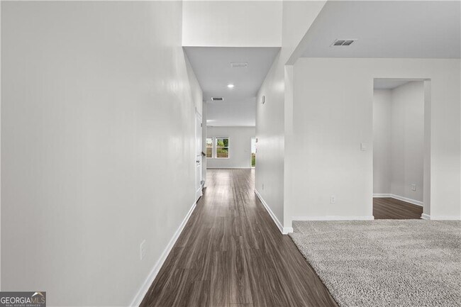 Foto del edificio - 5947 Green Ash Ct