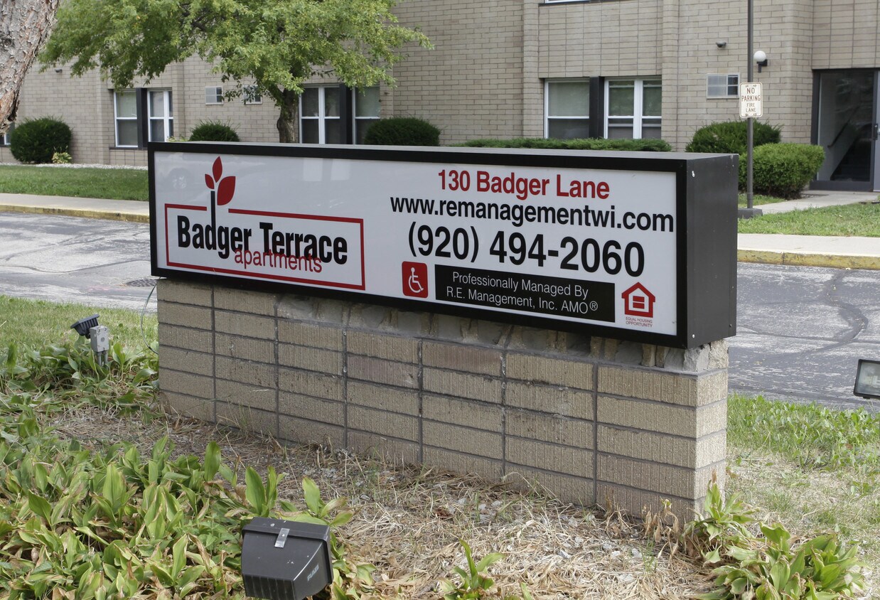 Foto del edificio - Badger Terrace Apartments