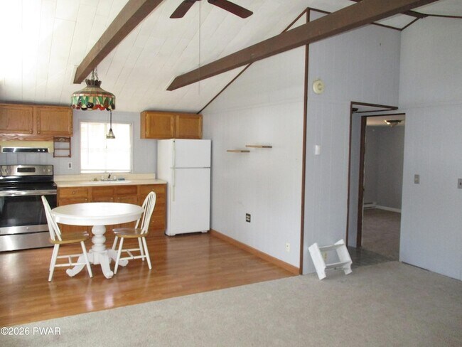 Building Photo - 108 Quail Ct