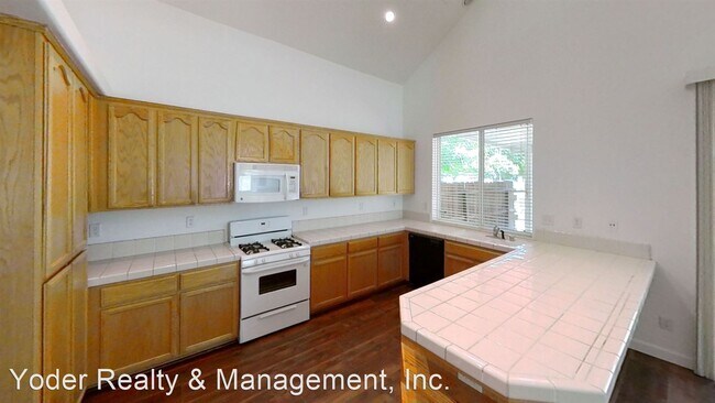 Foto del edificio - 4 br, 2.5 bath House - 2024 Natchez Way