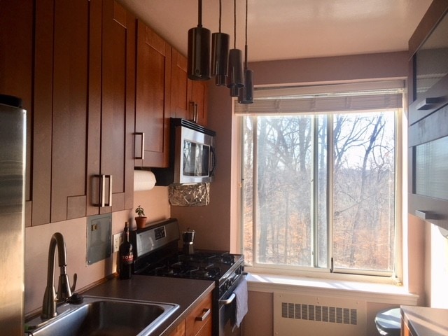 Gourmet kitchen - 4100 W St NW