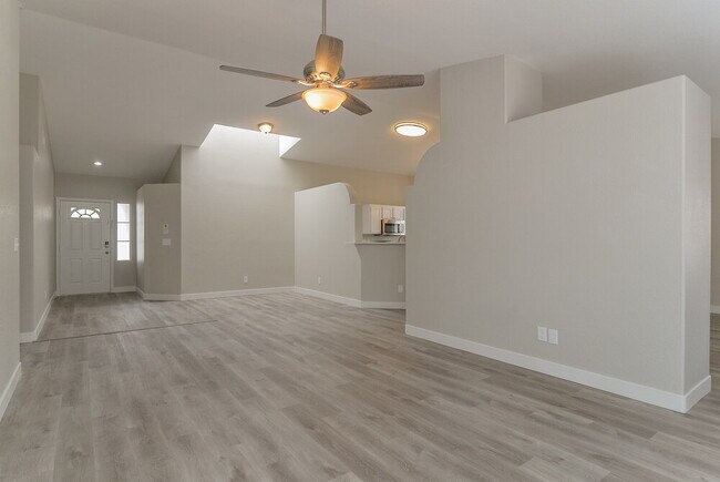 Building Photo - 126 Appian Way