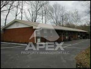 Building Photo - 220 Ogle Ave