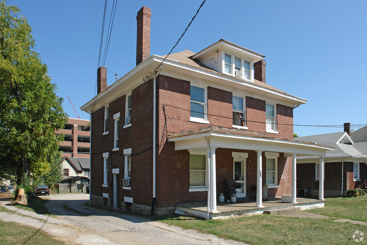 Building Photo - 125 State St