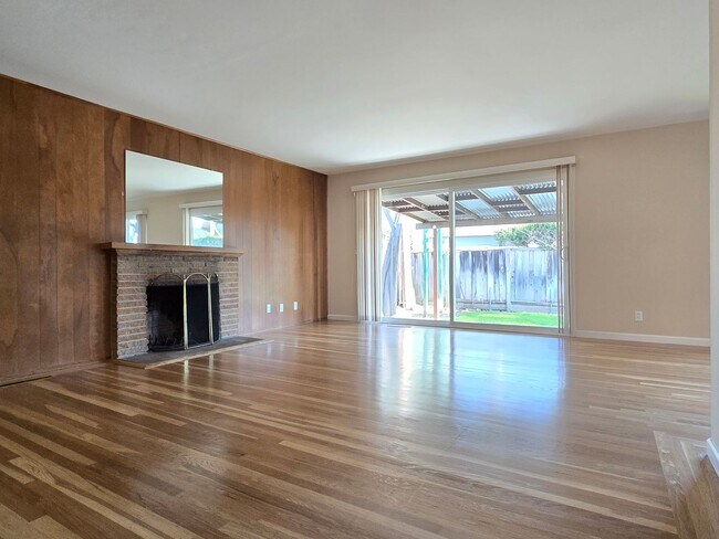 Foto del edificio - 1542 Parkview Ave