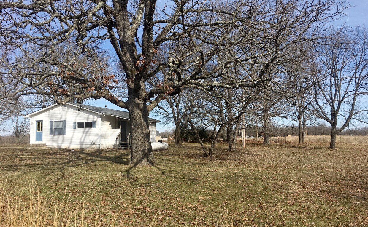 Primary Photo - Wonderful Country Setting