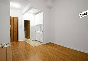 Building Photo - 405 E 87th St