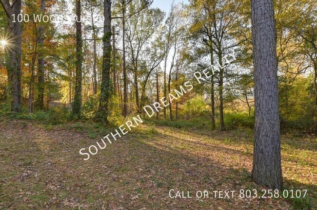 Building Photo - 100 Woodspur Rd