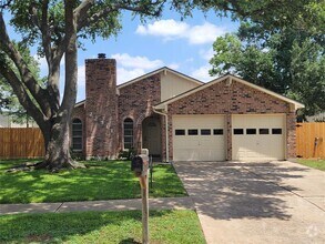 Building Photo - 22511 Market Square Ln