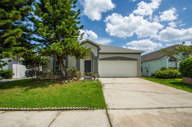 Building Photo - Available Now! 3/2 Home Near Hunter's Cree...