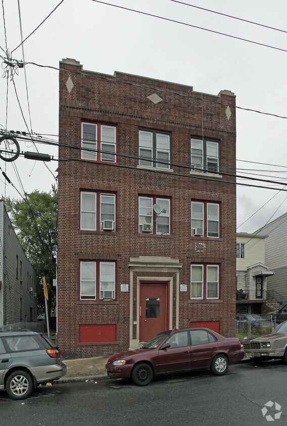 Primary Photo - 214 Seaview Ave