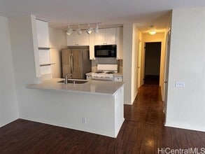 Building Photo - 91-242-242 Hanapouli Cir