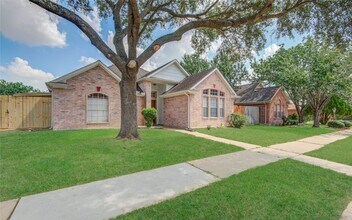 Building Photo - 6414 Bosley Ln