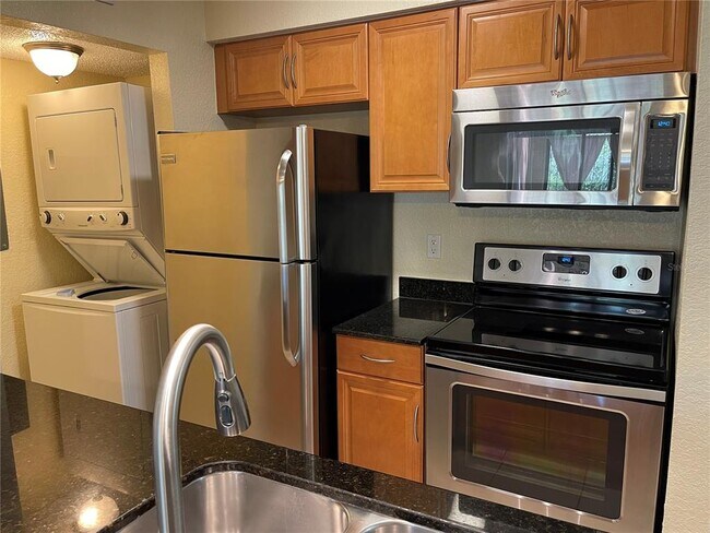 Building Photo - 500 Belcher Rd