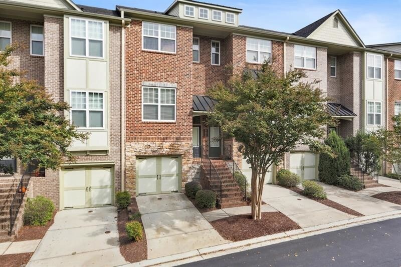 Primary Photo - 1960 Cobblestone Cir NE