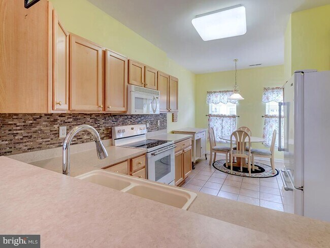 Building Photo - 32238 Pelican Ct