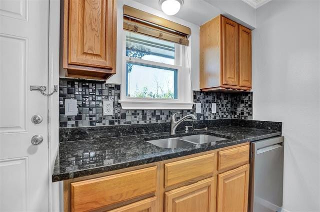 Foto del edificio - 7705 Meadow Park Dr