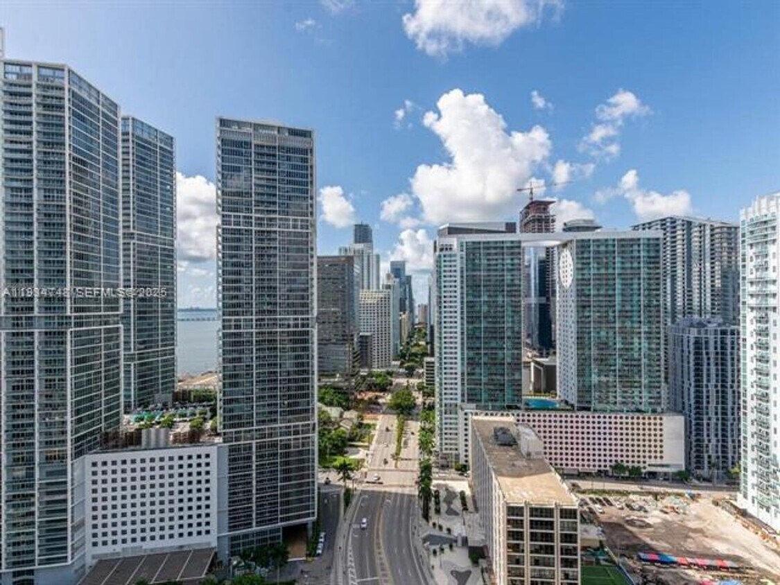Photo - 200 Biscayne Boulevard Way unit 3102 (A11934748)