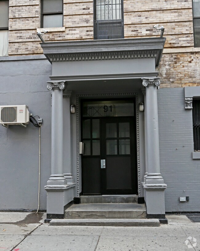 Foto del edificio - 289 Grand St