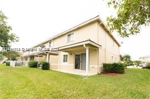Building Photo - 5910 Royal Way
