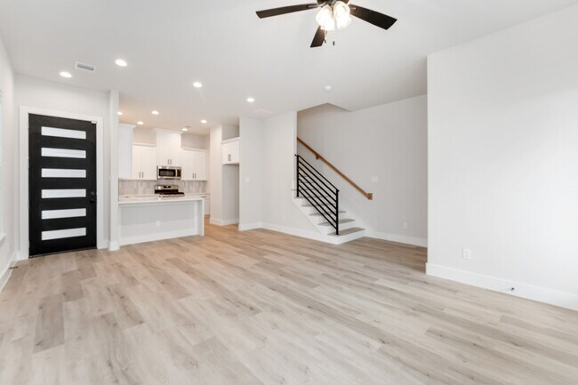 Foto del edificio - 108 E 44th St