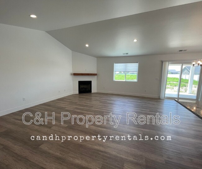 Building Photo - 4612 Liahona Ln