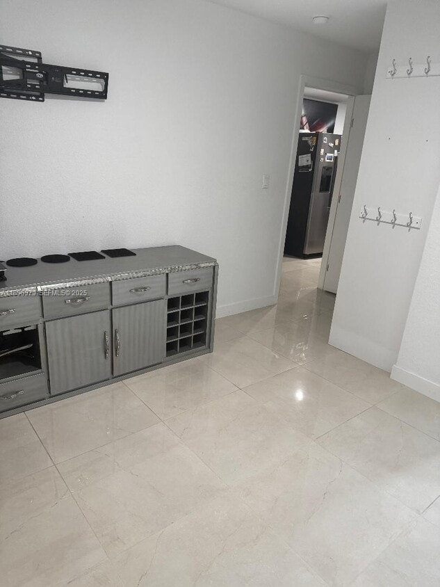 Building Photo - 1152 NW 2nd St