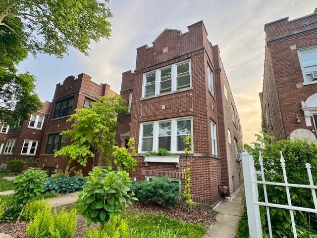 Foto principal - 6724 N Campbell Ave
