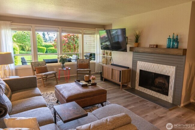 Foto del edificio - 2Bd/1.75Ba Kirkland Condo