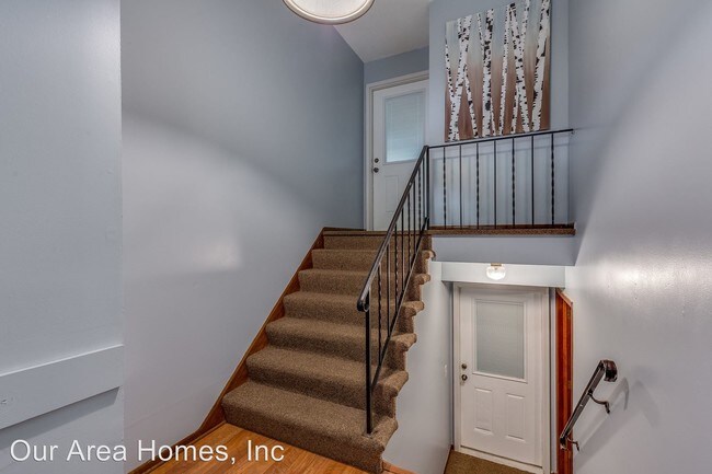 Building Photo - 2 br, 1 bath Apartment - 7737 Vincent Ave N
