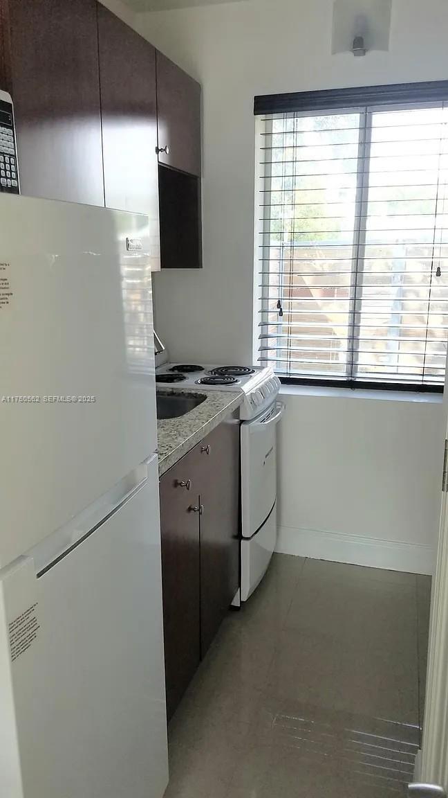 Foto del edificio - 371 NE 80th Terrace