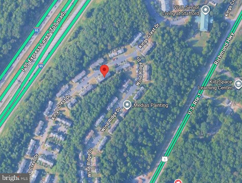 Foto principal - 306 Kings Crest Dr