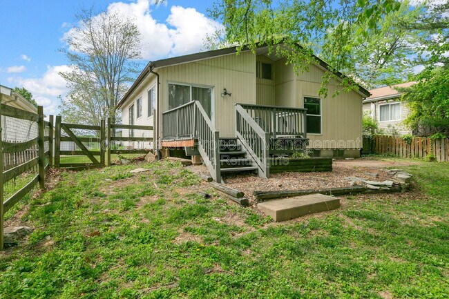 Foto del edificio - 2455 Buttonwood Ct