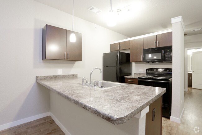 Estudio Overlook - Cocina - Reserve at Romeoville