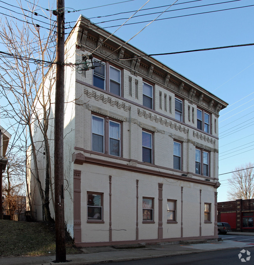 Building Photo - 4530 Carter Ave