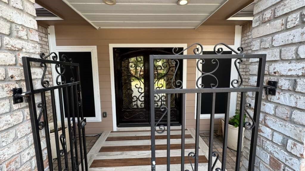 Foto principal - 7423 W Suddley Castle St