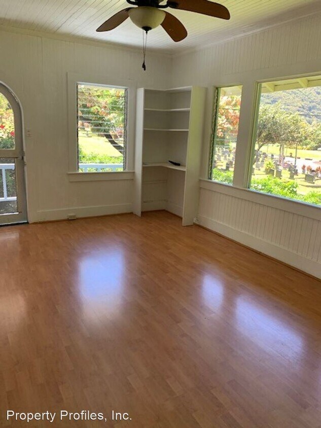 Primary Photo - 2 br, 1 bath House - 3476 E MANOA ROAD