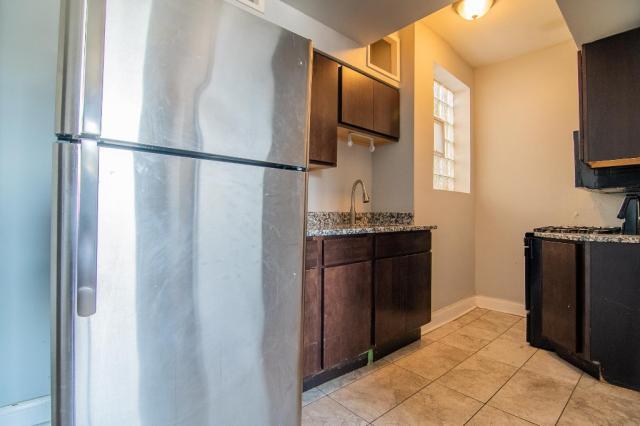 Foto del edificio - 2 bedroom in CHICAGO IL 60626