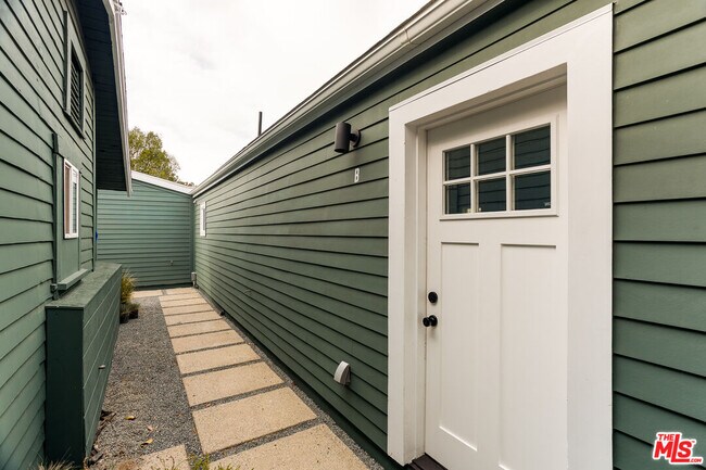 Foto del edificio - 126 Franklin Ct