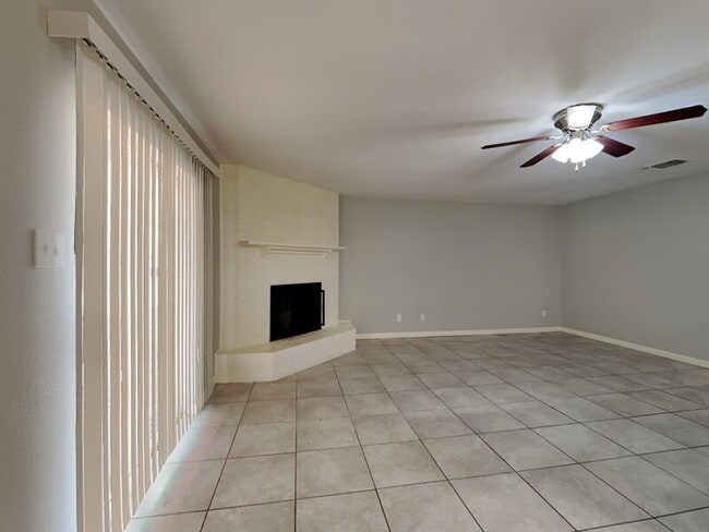 Building Photo - 9908 Runnymeade Pl
