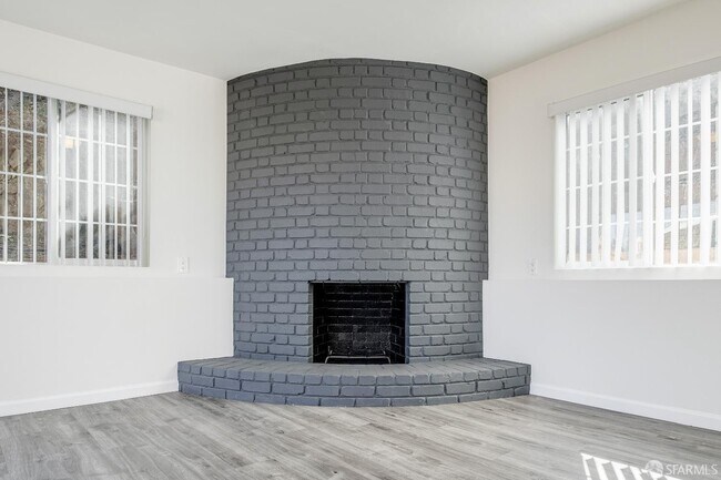 Building Photo - 97 Canyon Dr