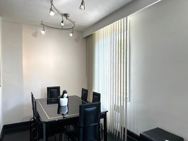 Foto del edificio - 1 bedroom in Sunnyside Gardens NY 11104